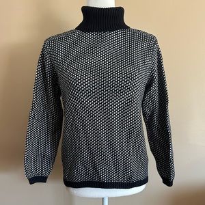 Love Crazy Black and White Pattern Turtleneck, Size S